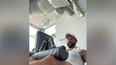 Cumming Handsfree In Public. (x: Hamedraiddxxx)
