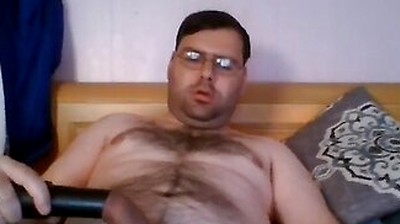 Nerdybibear - Vacuum Sucking