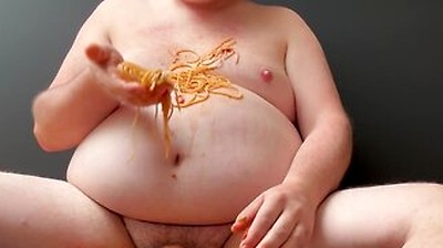 Messy Pasta-pigout