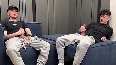 Guys Jerking Off Together