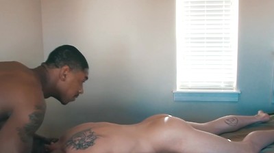 Euro Stud Gets Massaged by Black Punk