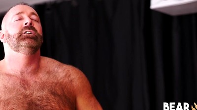 Daddy Bear Brad Kalvo Fucks Hairy Hunk Bareback