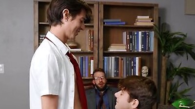 College Dean Morgxn Thicke Watches Joey Mills, Luke Connors Suck Each Other