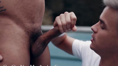 Draven Navarro Fucks Andy Taylor, his Tennis Instructor