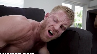 Johnny V Fucks a Sex Toy, then Suddenly Adonis Couverture Appears