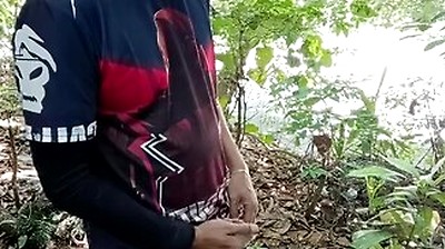 Ang Libog Ko Dito. Grabe Yung Talsik Ng Tamod Tumama Sana Sa Pisngi Mo Kung Dumating Ka