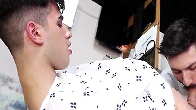 Doctor Extracts The Semen Sample From The Patient In The Naughtiest Way Possible - Unclebangs 8 Min