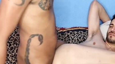 Sexo Interracial Com O Tio Do Meu Melhor Amigo. 12 Min