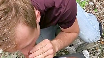 Muscle Czech Dude Gay Flashing Outdoors