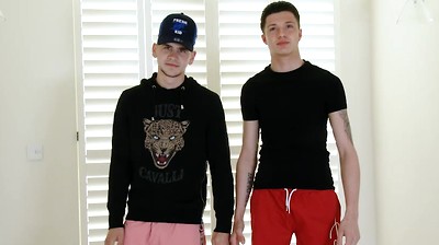 Young Straight Lad Marco Braid's 1st Ever Man Suck & it's Dominic's Huge Uncut Cock he Blows!