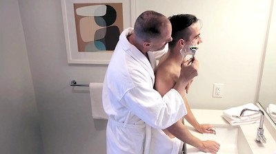 Stepdad's Boyfriend Chapter 2: A Closer Shave