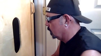 Horny Construction Guy At My Gloryhole