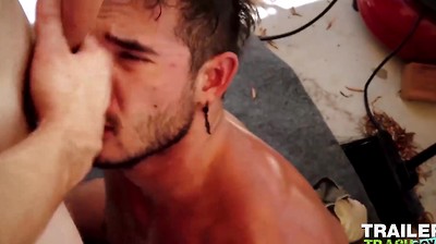 Gays Caine OConner and Zac Snow Bareback