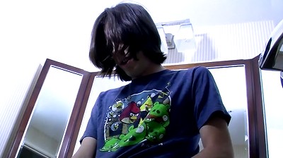 Cute Uncut Boy Squirts And Soaks - Tyler Haycock