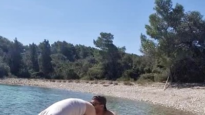 Hiker Catches a Guy Getting Naked on a Beach and He Gets His Ass Fucked by Him