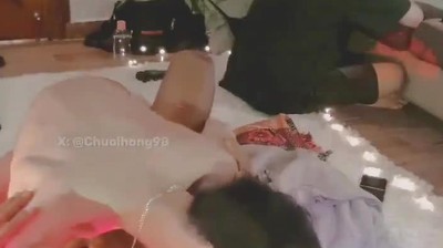 Lén Lút Đụ Sau Lưng Thằng Em