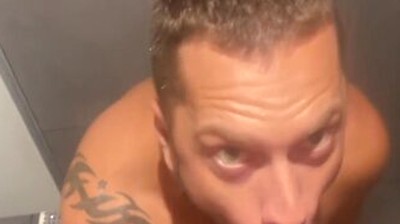 Cruising In The Gym Shower 10 Min