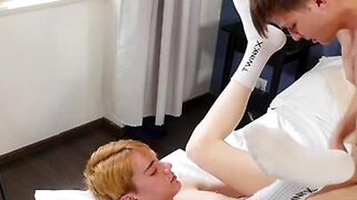Blond Aj Baxter Barebacked By Hung Liam Rose