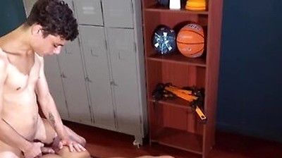Rick Lenon Massages Felix Harris While Jerking His Cock