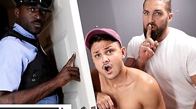 Men - Chuck Conrad Walks In While Enzo Muller Fucks Himself With A Toy So He Takes Over