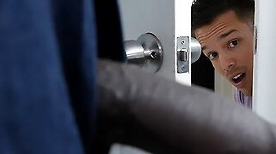Devin Trez The Muscular Plumber Lays His Huge Pipe Inside Nic Saharas Tight Ass