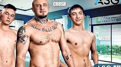 Jacob King, Crush Stepdaddy & River In Wild Asg 3-way Action