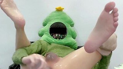 Merry Christmas Twink Play With Sex Toy Laying Eggs