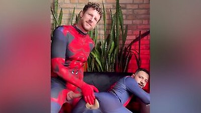 Deadpool Dominates Spider-man: Tim Kruger Takes Control Of Igor Lucios (10min Preview)