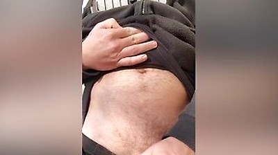 Outside Hands Free Cumshot
