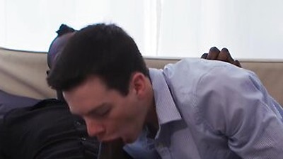 Hunk Harrison Feelss Pre-date Boner Leads To Handjob & Doggystyle With Texas Twink