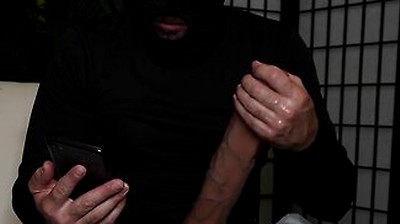 Fans Send Nudes To See My Huge Cock Cum