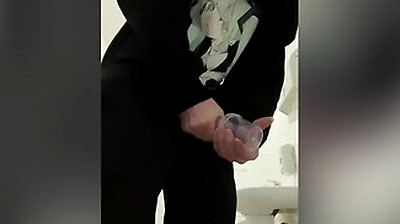 Twink Dryly Jerks Off In The Clinic