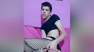 Argentine Femboy Boy Asks For A Stepdaddy To Break His Ass