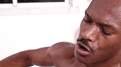 Alpha Fucker Rhyheim Shabazz Uses Bbc To Crush His Willing Bottom