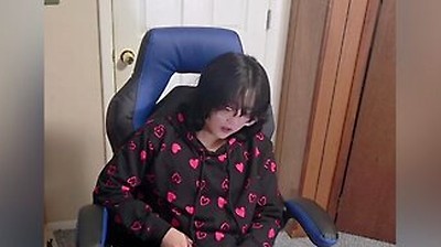 Japanese Femboy Hard Squirts Like A Girl